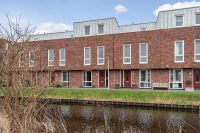 Woning Schoolplein 34 Roelofarendsveen