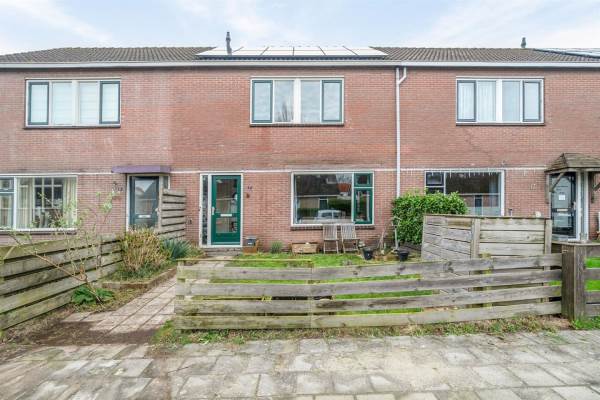 Woning Bloemstraat 15 Ossenzijl