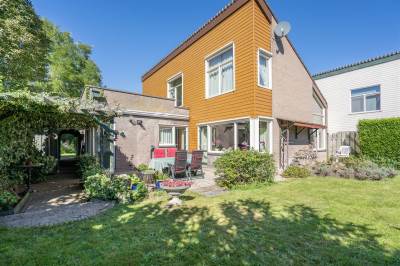 Woning Prinses Irenelaan 35 Leerdam