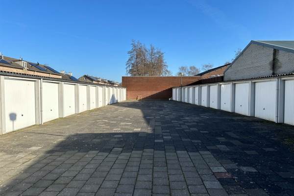Garage Uiverlaan 36GB33 Helmond