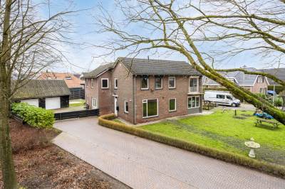 Woning Emmerhoutstraat 124 Emmen