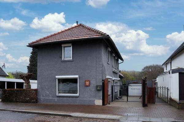 Woning Broekhuizenstraat 42 Landgraaf