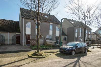 Woning Godfried Bomanslaan 118 Gorinchem