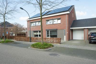 Woning Laan van Westfalen 93 Geleen