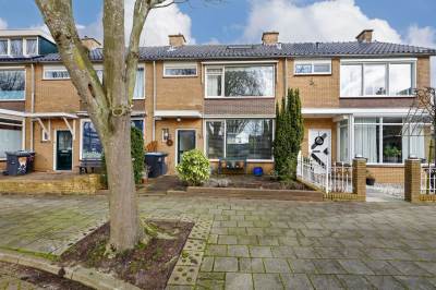 Woning Burgemeester Albertiplein 26 Krommenie