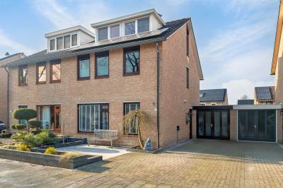 Woning Het Erf 114 Biddinghuizen