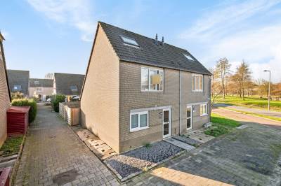 Woning Springvloed 18 Hoogvliet Rotterdam