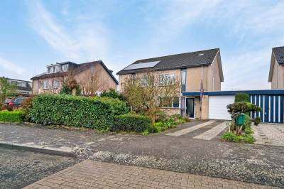 Woning Karveel 1551 Lelystad