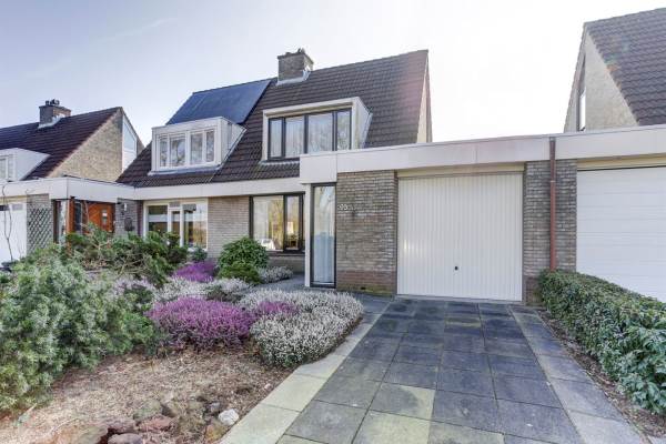 Woning Ferdinand Bolstraat 95 Hendrik-Ido-Ambacht