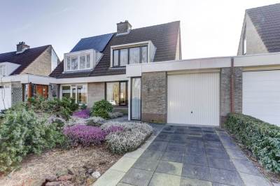 Woning Ferdinand Bolstraat 95 Hendrik-Ido-Ambacht