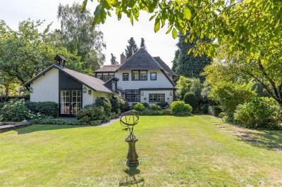 Woning Houtweg 16 Laren (NH)