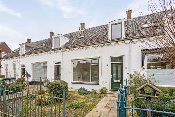 Woning Dorpsstraat 104 Giessenburg