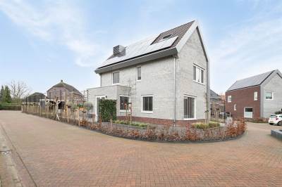 Woning Barones Mackaystraat 4 Blitterswijck