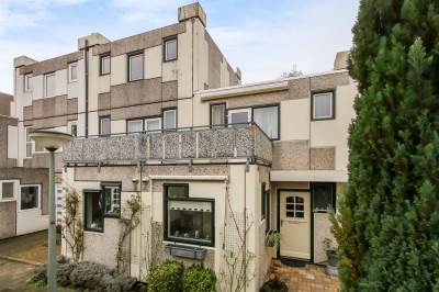 Woning Loevestein 140 Dordrecht