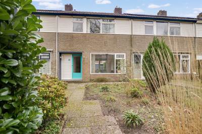 Woning Burgemeester van Panhuyslaan 42 Burgum