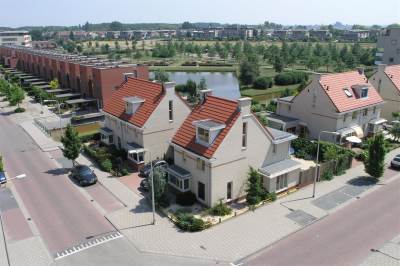 Woning Burg Van Heugtenlaan 95 Nieuwerkerk aan den IJssel