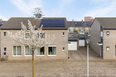 Woning Anna van Eekerenstraat 11 Helmond
