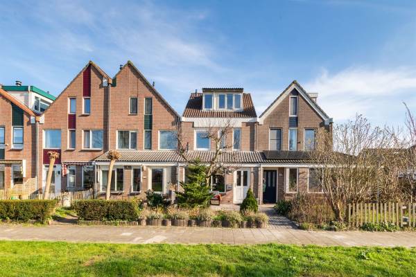 Woning Tulpenveld 204 Castricum