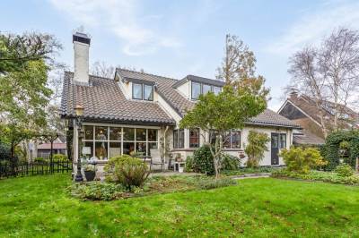 Woning De Burcht 4 Markenbinnen