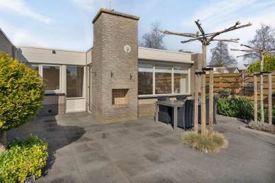 Woning Dr. Wiersemahof 4 Kampen