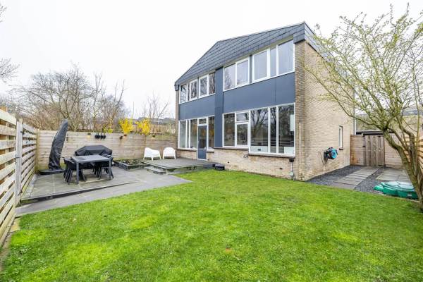 Woning Ten Oeverlaan 74 Groningen