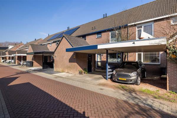 Woning Boris Pasternak-erf 68 Dordrecht