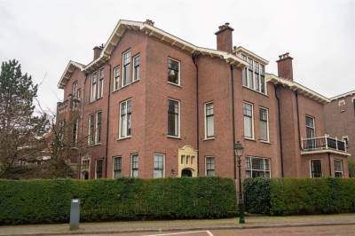 Woning Johan van Oldenbarneveltlaan 84 Den Haag
