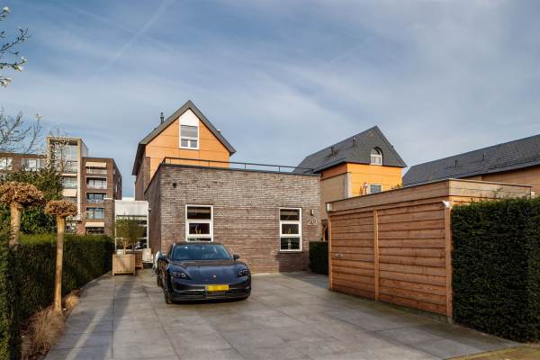 Woning Zwanebloem 20 Hendrik-Ido-Ambacht