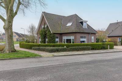 Woning Kerkstraat 11 Alphen (GE)