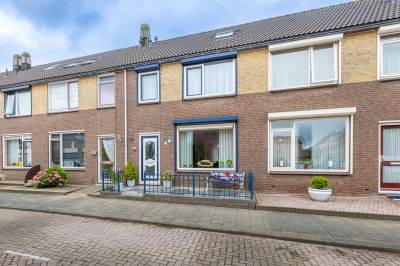 Woning Van Leijdenstraat 26 Hardinxveld-Giessendam