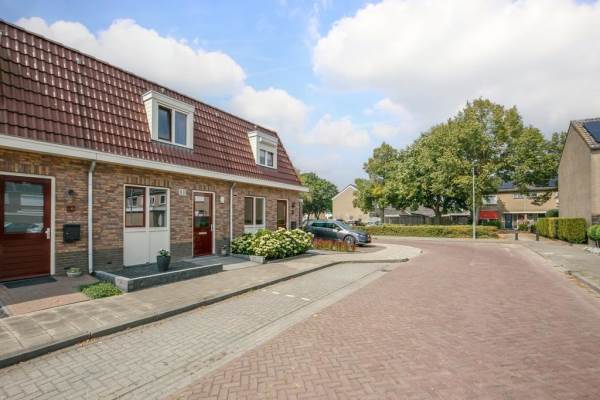 Woning Tulpstraat 60 Beneden-Leeuwen