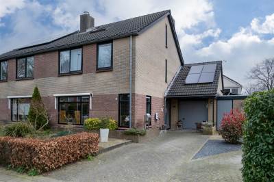 Woning Wethouder Iwe Hutstraat 107 Leek