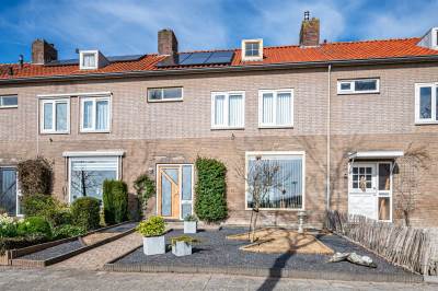 Woning St. Hubertus-plaats 5 Tollebeek