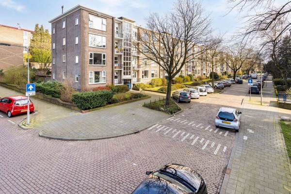 Woning Dr. J.C. Hartogslaan 5 - 2 Arnhem