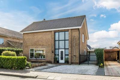 Woning Dorpsstraat 11 Tuitjenhorn