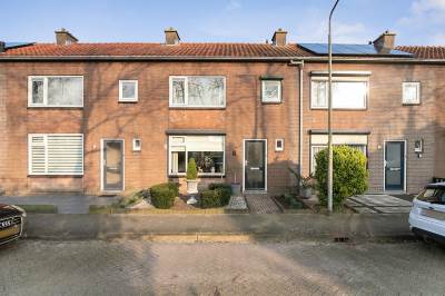 Woning Berkenlaan 8 Numansdorp