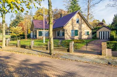 Woning van Heeckerenlaan 1 Ede