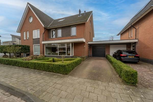Woning Bartholomeus Boschsingel 14 Numansdorp