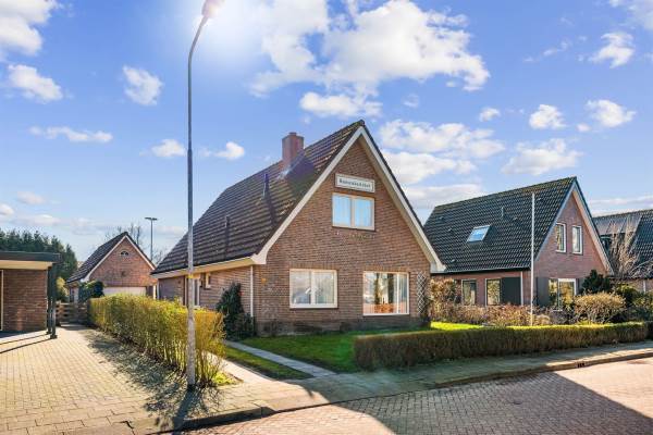 Woning Dorpsplein 13 Nijbroek