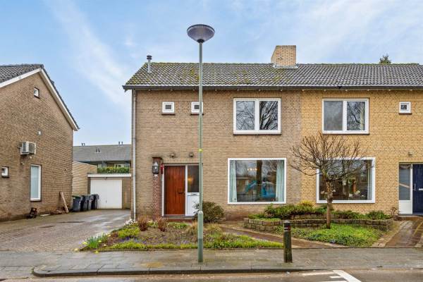 Woning Burg Eussenstraat 32 Elsloo (LI) - Oozo.nl