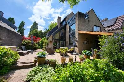 Woning Ring 142 Hendrik-Ido-Ambacht