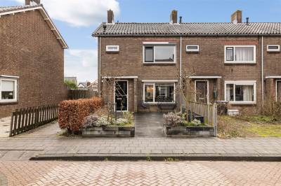 Woning van der Eijndestraat 9 Hendrik-Ido-Ambacht