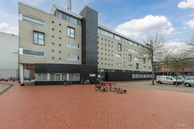 Woning Vredesplein 45 Waalwijk