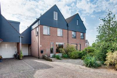 Woning Burgemeester van Hulstlaan 17 Heesch