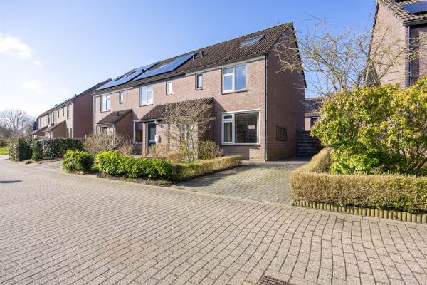 Woning De Schans 21 Winsum (GR)