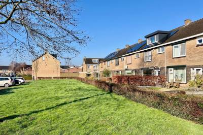 Woning Elzenlaan 20 Klaaswaal