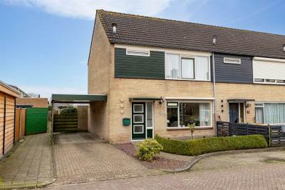 Woning van Laarstraat 8 Hoogeveen