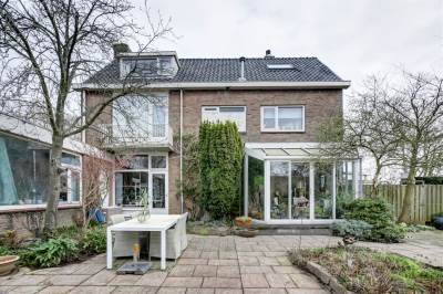 Woning Hoge Kade 49 Hendrik-Ido-Ambacht
