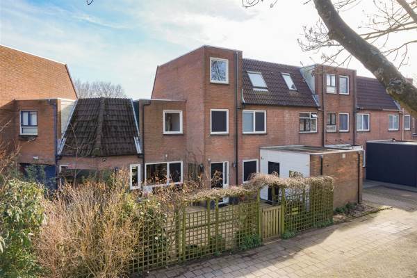 Woning Izmirerf 7 Rotterdam