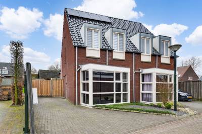 Woning Teeuwenweg 4 Gastel